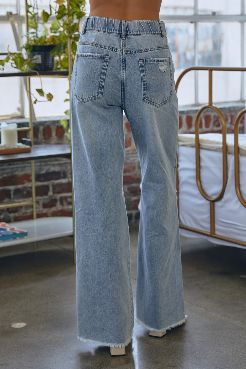 Kaylee Distressed Jeans