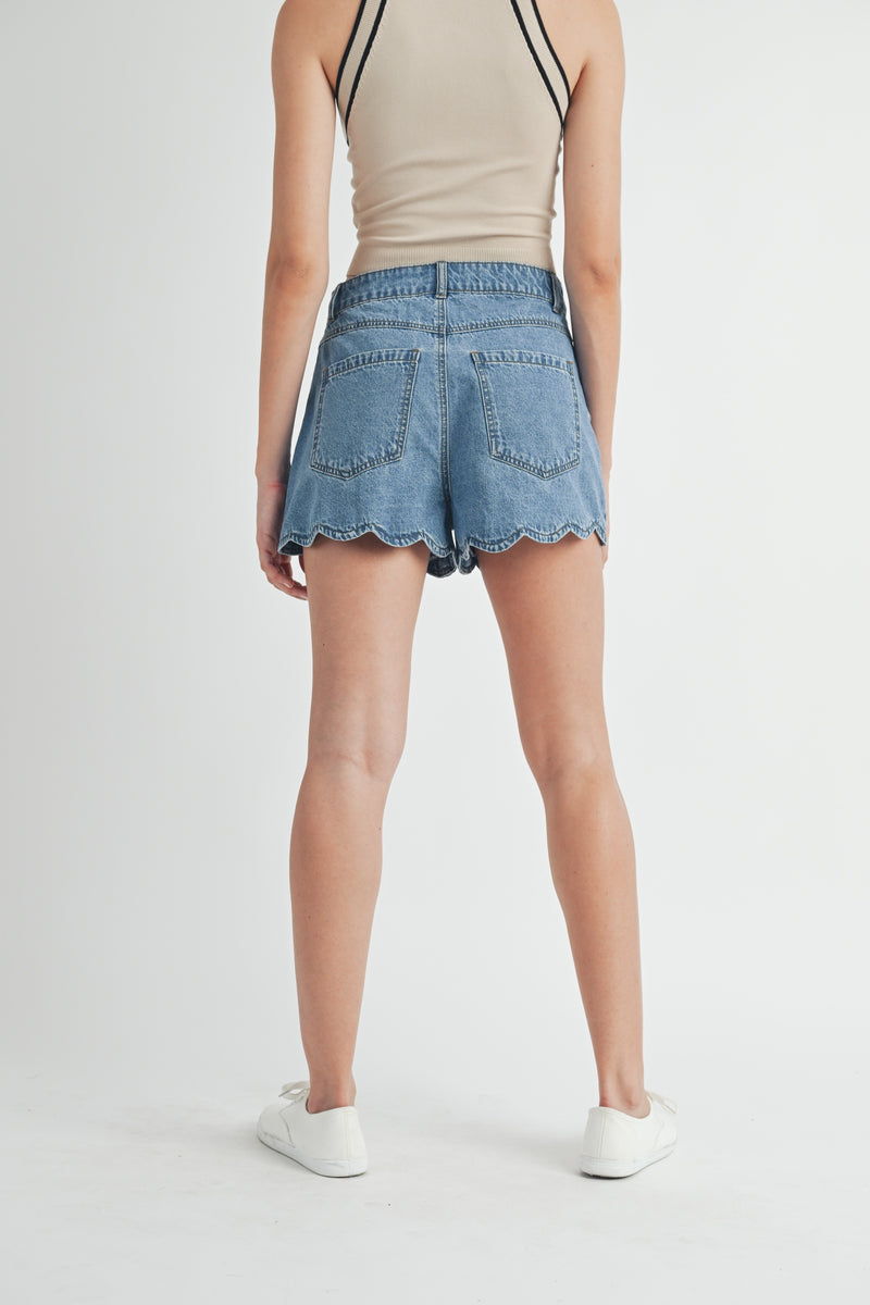 Denim scalloped shorts