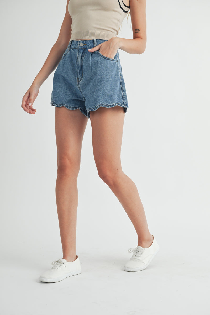 Denim scalloped shorts