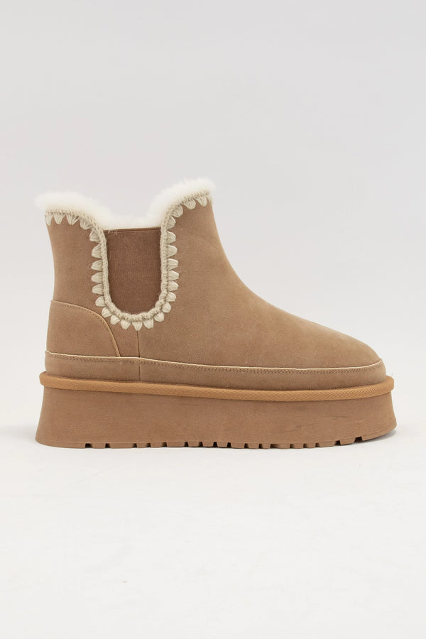 Lindsey Sherpa Platform Boot Camel