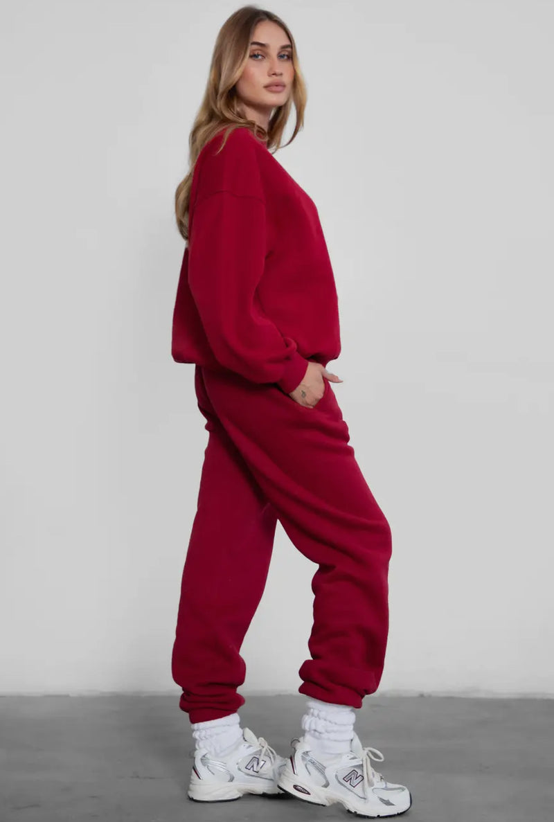 Sleepy But Social Crewneck - Oversized - Burgundy