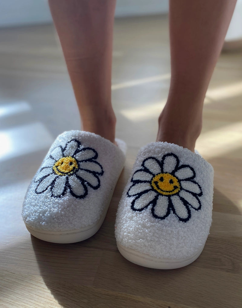 Smile Daisy Slippers
