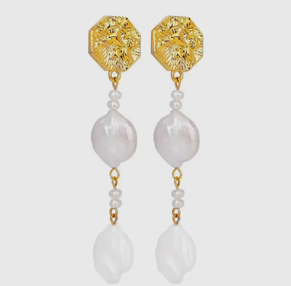 Evelyn pearl drop earrings