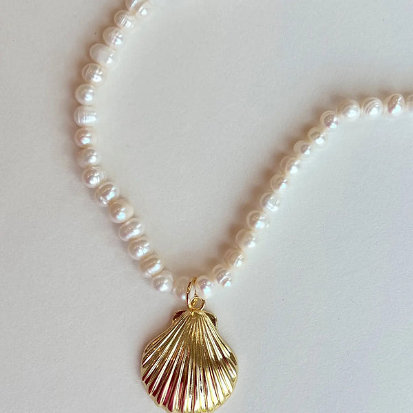 Pearl Necklace with Seashell Charm