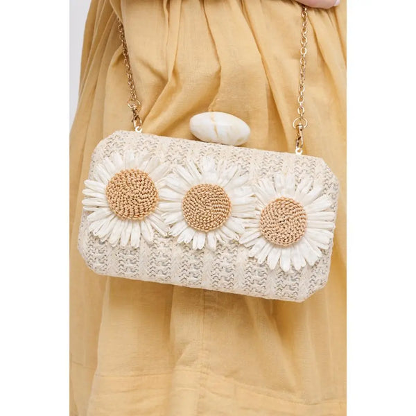 Astrid clutch