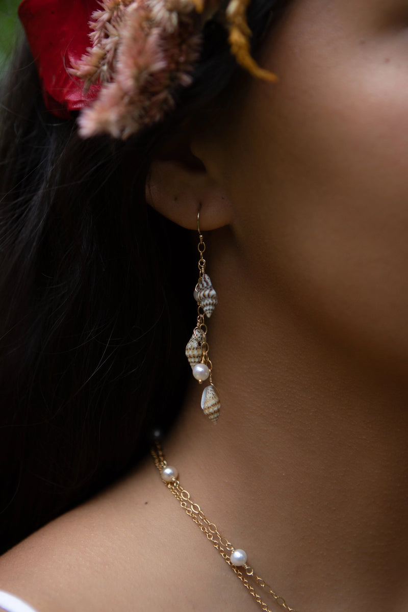 Lei + Pearl Drop Earrings