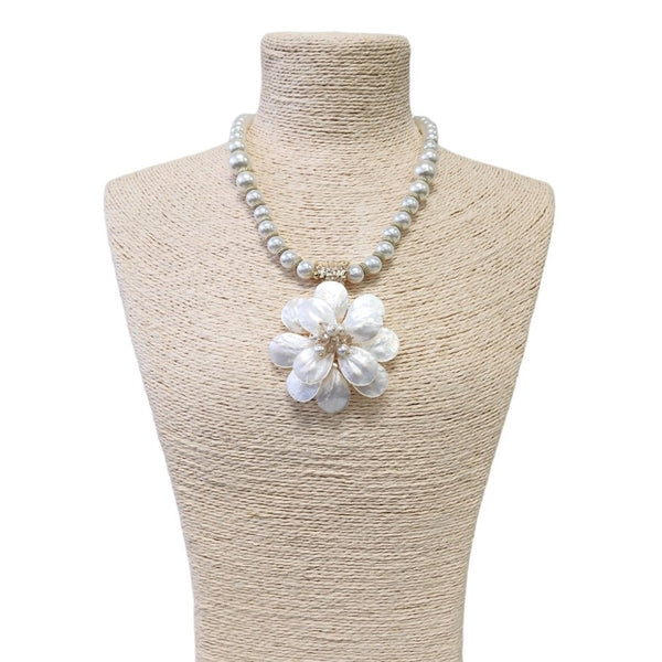 Bloom Necklace