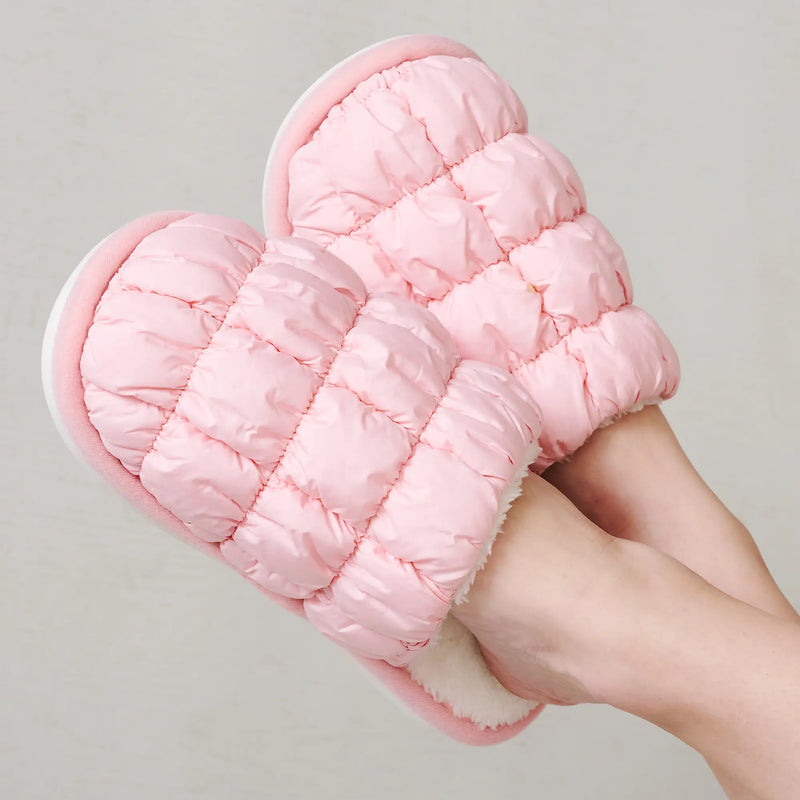 Bundle Up Slippers Pink
